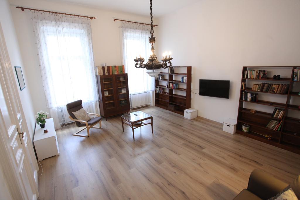 Sissy Apartment Budapest Eksteriør billede