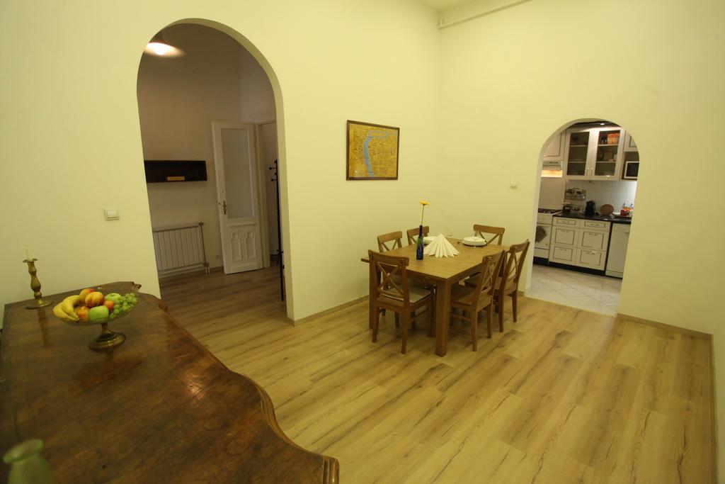 Sissy Apartment Budapest Eksteriør billede