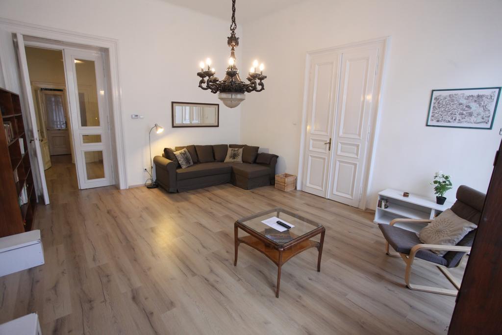 Sissy Apartment Budapest Eksteriør billede